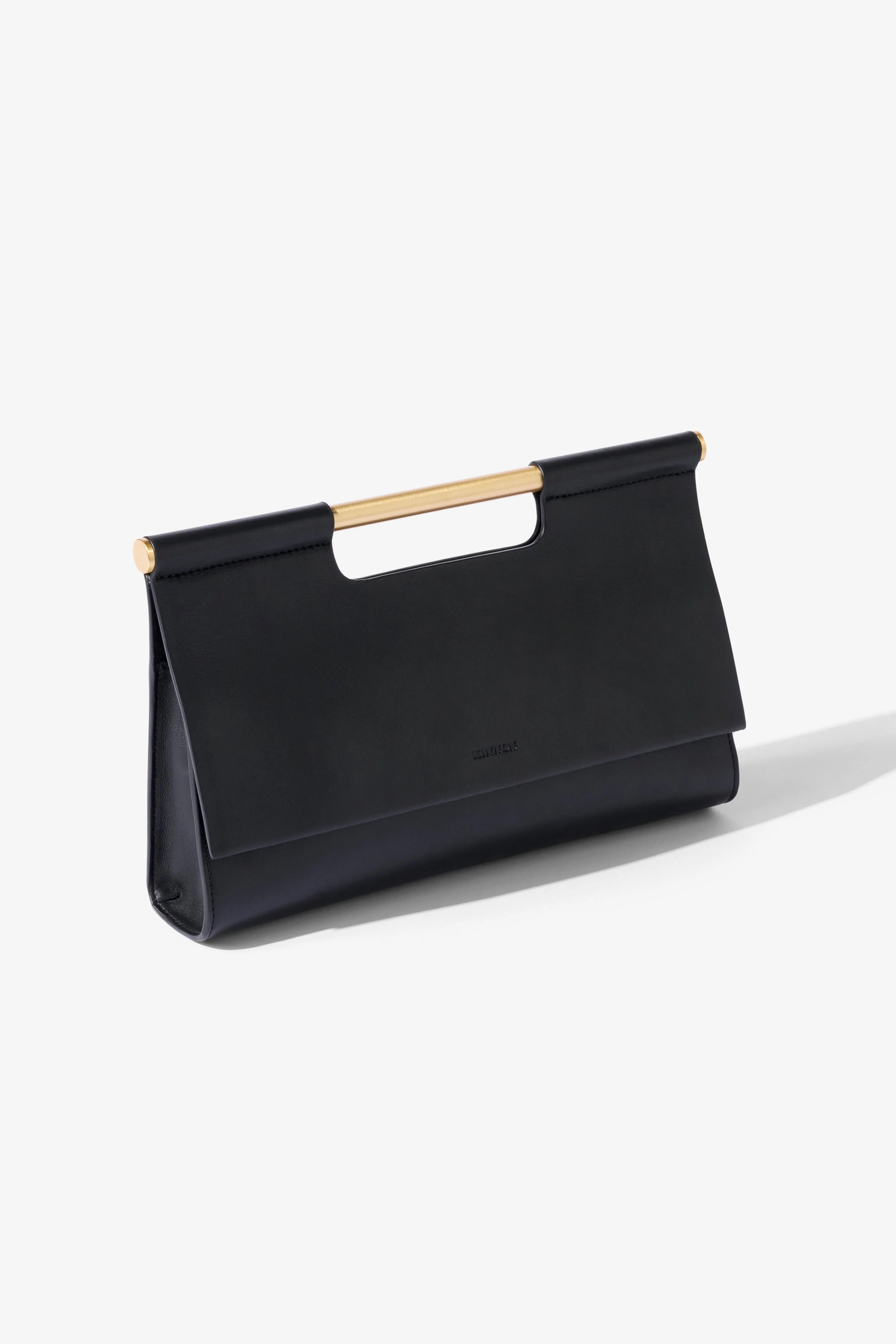 Eve Clutch Kinnon