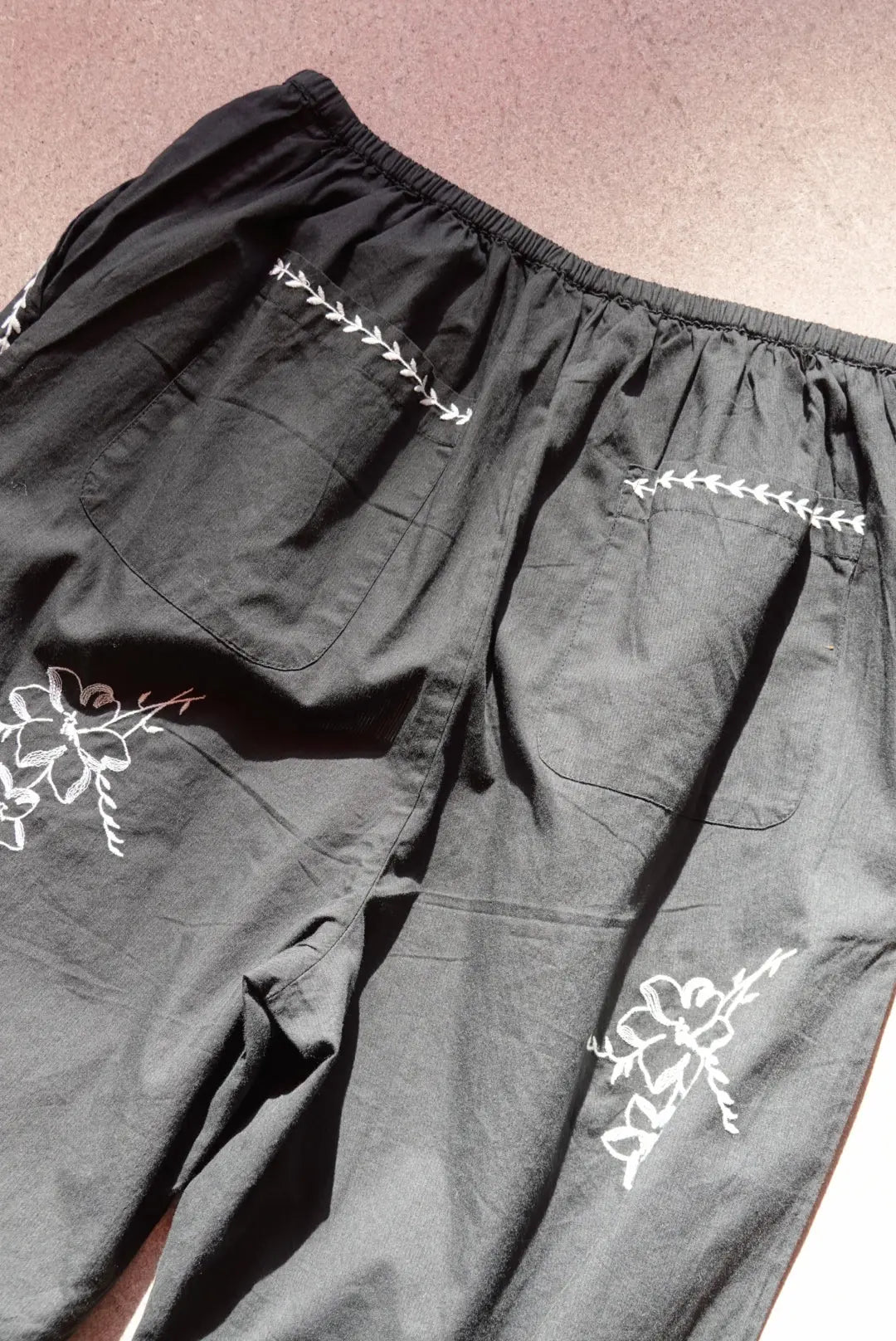 The GREAT Weekend Pant w/ Hanky Embroidery The Great