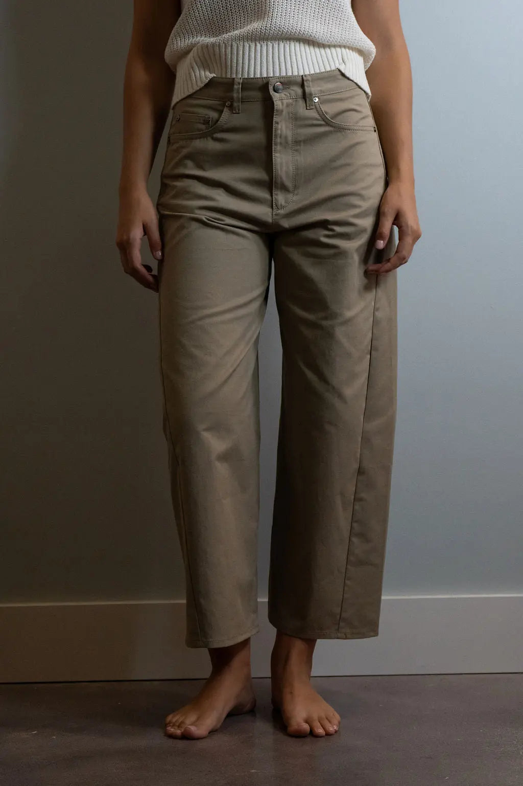 Bow Leg Crop Maria McManus