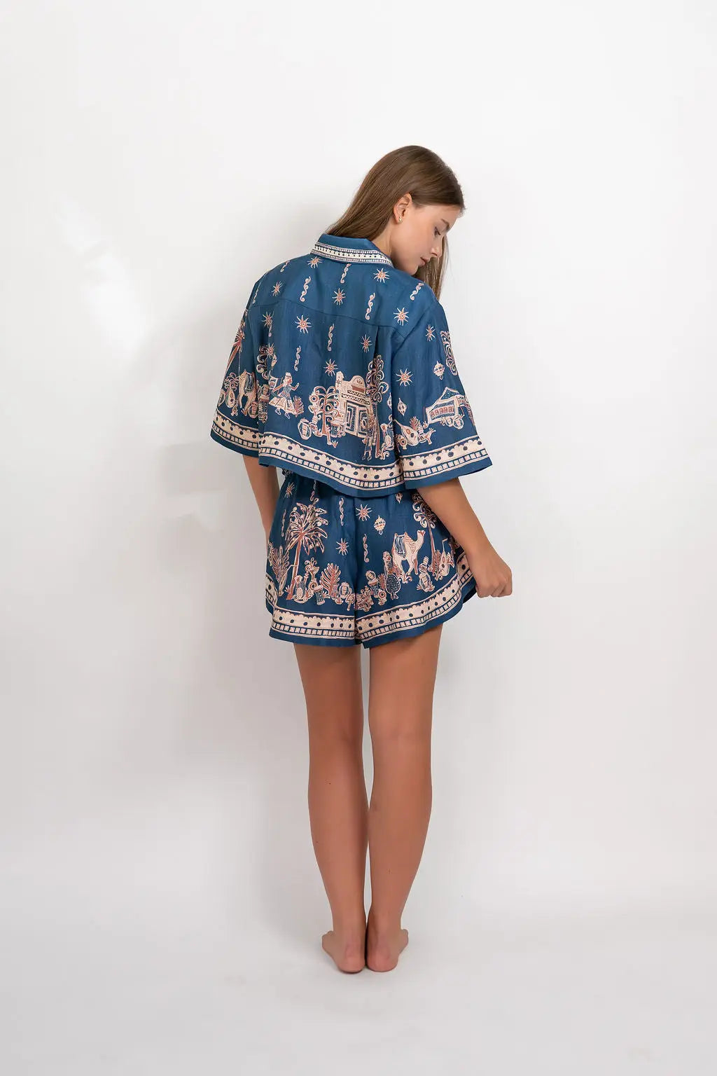 Acacia Short Alemais