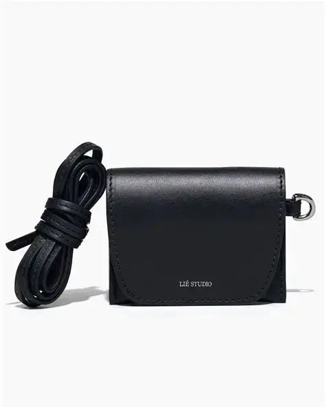 Stella Wallet Lie Studio
